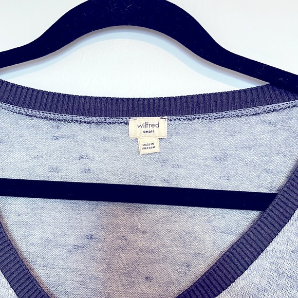 Wilfred v-neck sweater - Picture 3 of 5